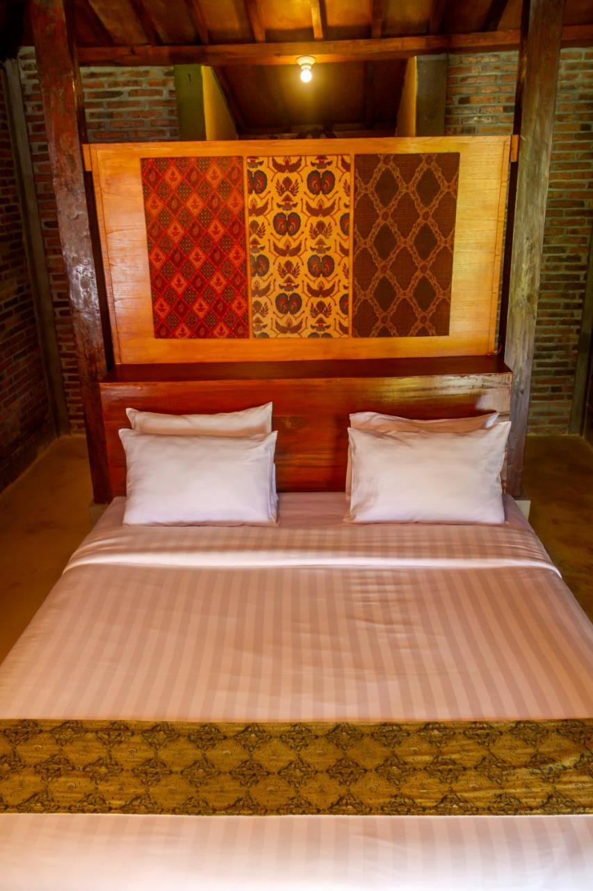 Gopalan Borobudur Hotel Magelang Exterior photo